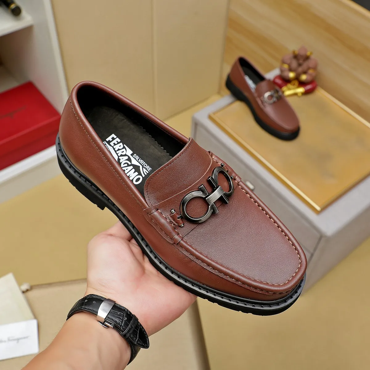 Men's shoes 💰500 Ferragamo [Ferragamo] top imported suit men's shoes 💯Original copy of the official website, product materials: selected imported embossed calfskin + luxury hardware buckle accessories ~ imported water-dyed cow 🐂 leather lining. Strong three-dimensional visual effect, original combination outsole, multiple colors available😘 Size: 38-44 (.45.46. Customized)